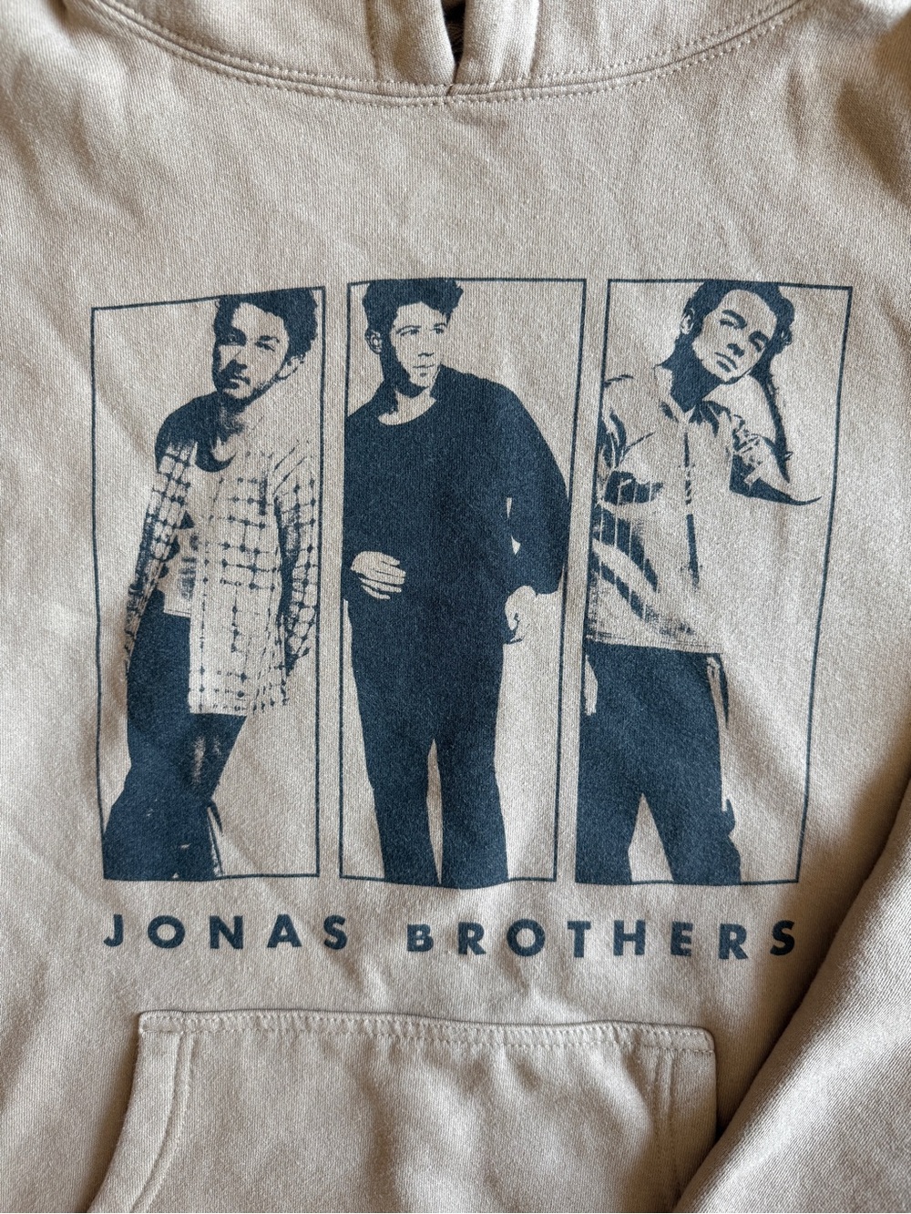 Jonas Brothers Large 2023 Tour Graphic Hoodie Sweatshirt
